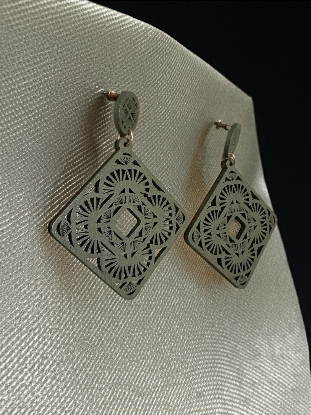 Cato Olive Green Filigree Diamond Drop Earrings